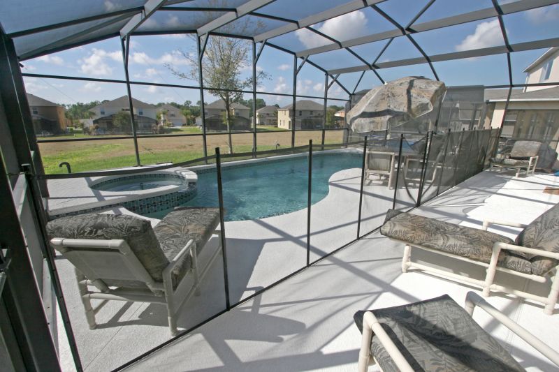 Remove damaged or unsafe structures